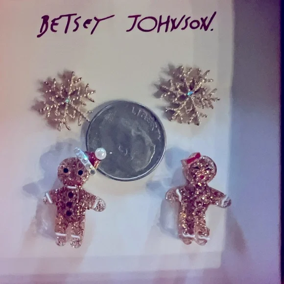 New Betsey Johnson Gingerbread And Snowflake stud Earrings - Picture 8 of 12
